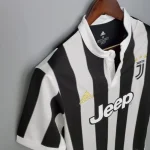 Juventus 2017/18 Home Retro Jersey