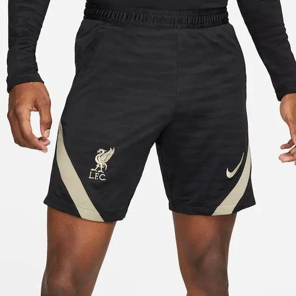 Liverpool 2021/22 Strike Performance Shorts - Black