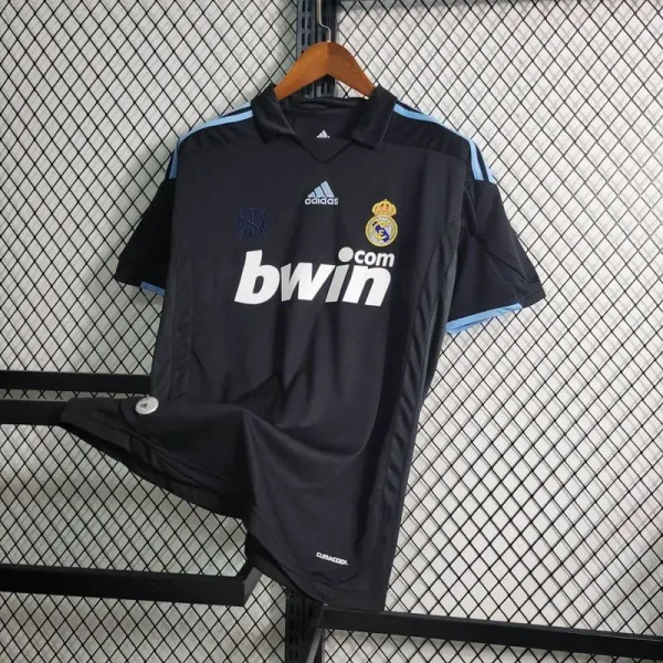 Real Madrid 2009/10 Away Retro Jersey